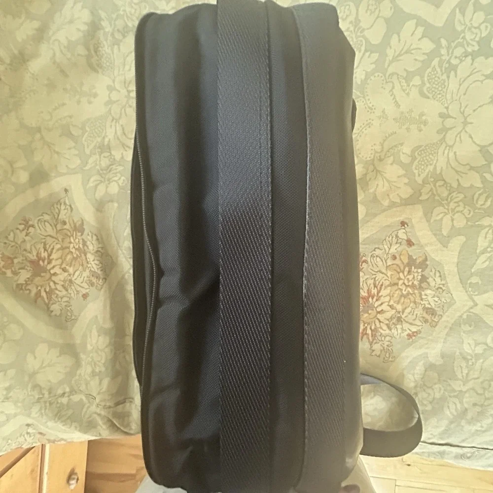 Tumi Alpha Bravo Pinckney Flap Brief Ballistic Nylon 22634 Travel Messenger